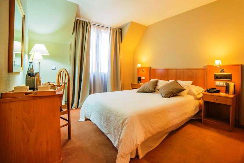 Hotel Alda Castelao Vilagarcia de Arousa Exteriör bild